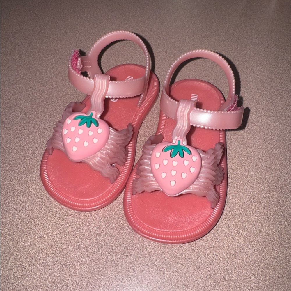 Mini melissa